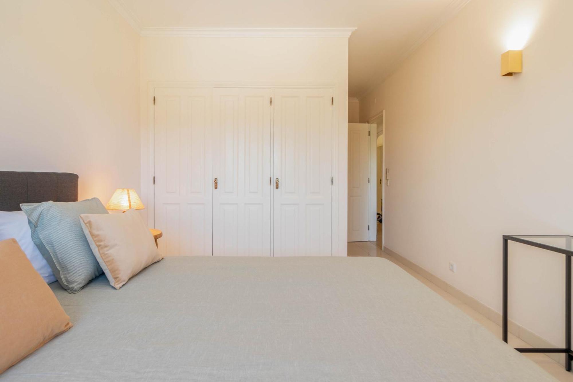Central Cascais Apartment With Private Parking Luaran gambar