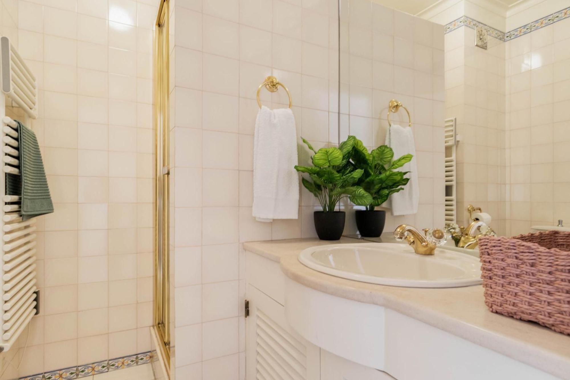 Central Cascais Apartment With Private Parking Luaran gambar