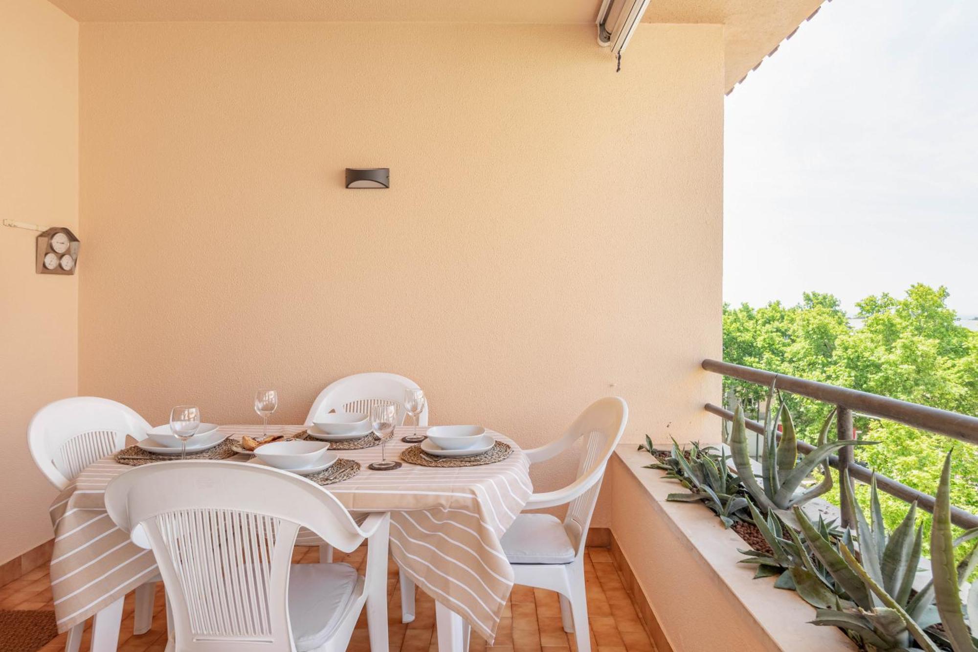 Central Cascais Apartment With Private Parking Luaran gambar