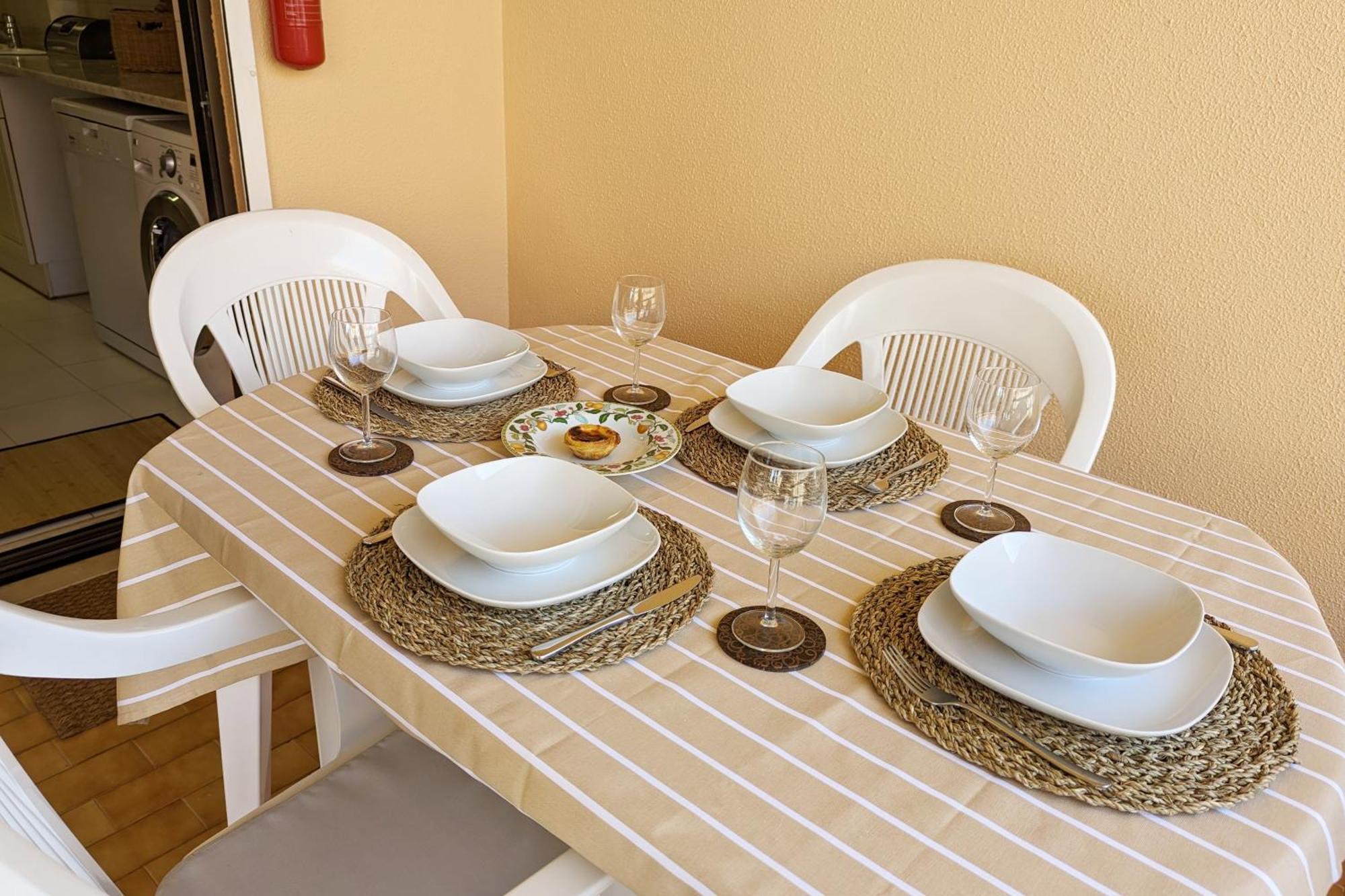 Central Cascais Apartment With Private Parking Luaran gambar